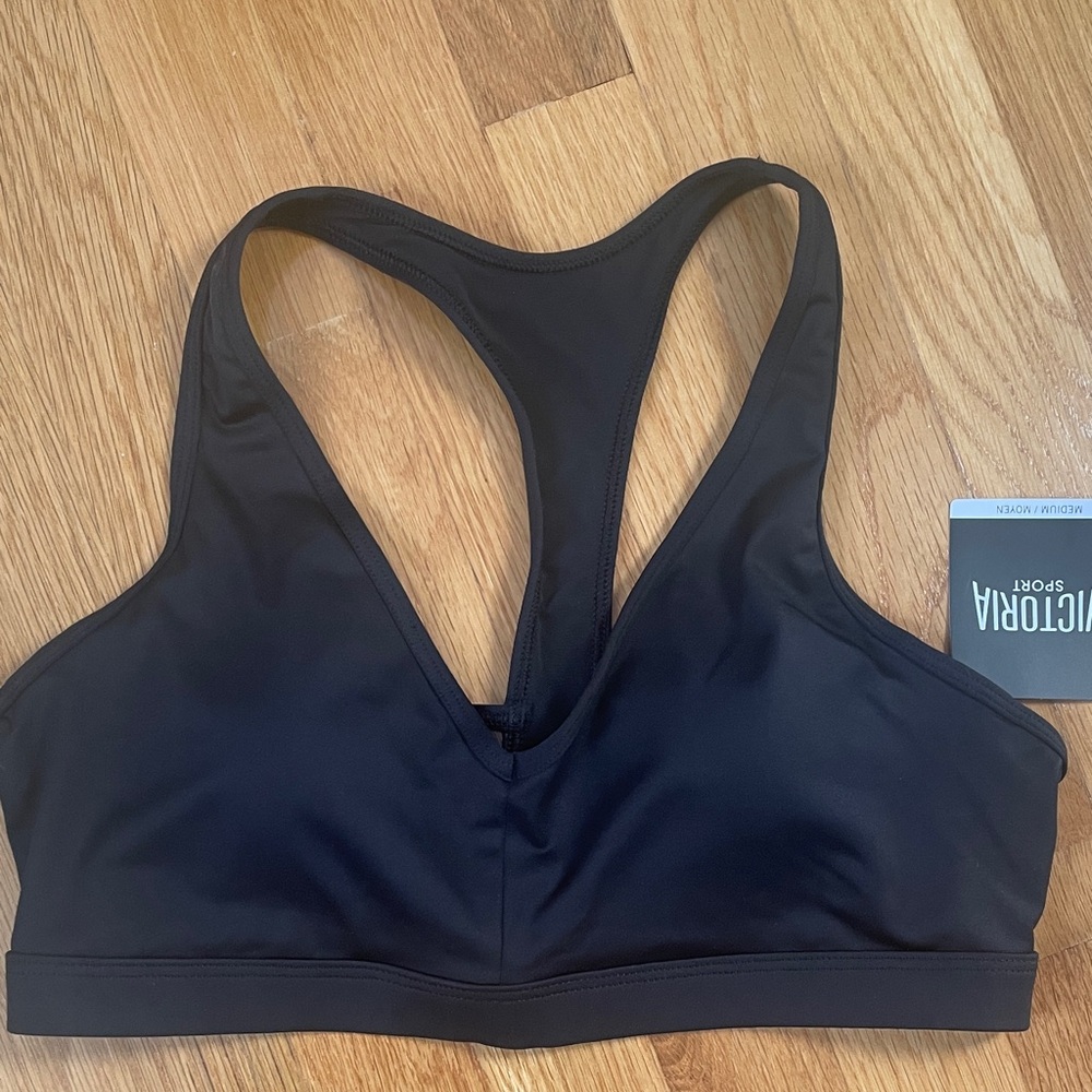NWT New with Tags Victoria’s Secret Sport Black Sports Bra Strappy Back